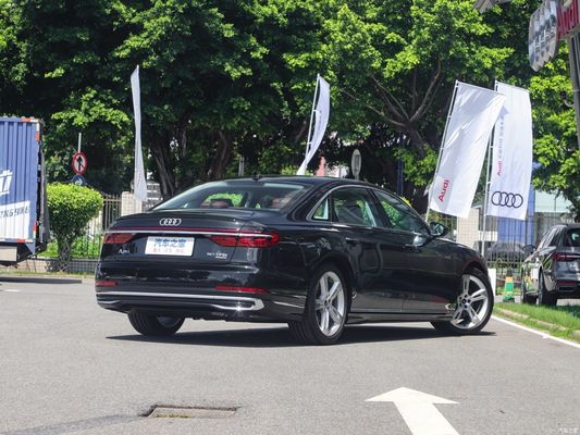 2023 Audi A8l 50 Tfsi Quattro Selection Edition Sedan 3.0L 286 cavalos de potência V6 Assentos 5