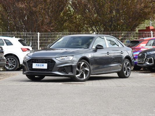 Carro a gasolina Audi A4l 2023 40tfsi com caixa de velocidades automática e tamanho 4858*1847*1439
