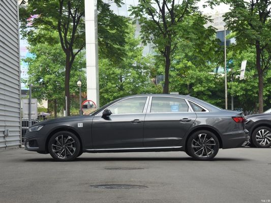 Audi A4l 2023 40tfsi Moda versão elegante com tanque de óleo de 56L