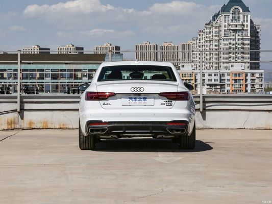 Tanque de óleo de 58L Velocidade máxima 230km/h Audi A4l 2023 40tfsi Quattro Luxury Dynamic Version