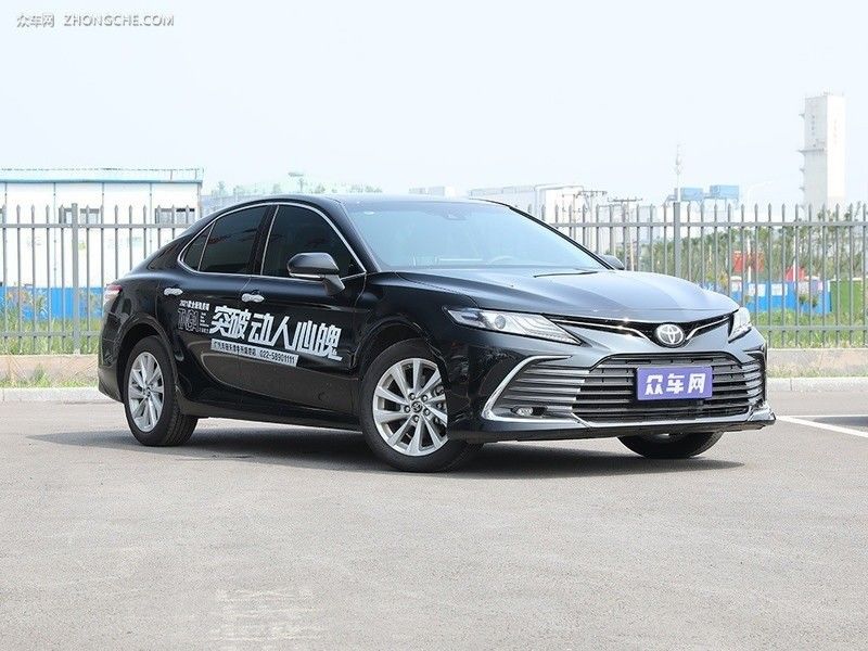 Carro a gasolina de 5 lugares Toyota Camry 2023 2.5q com sistema de travagem Epb a preços acessíveis
