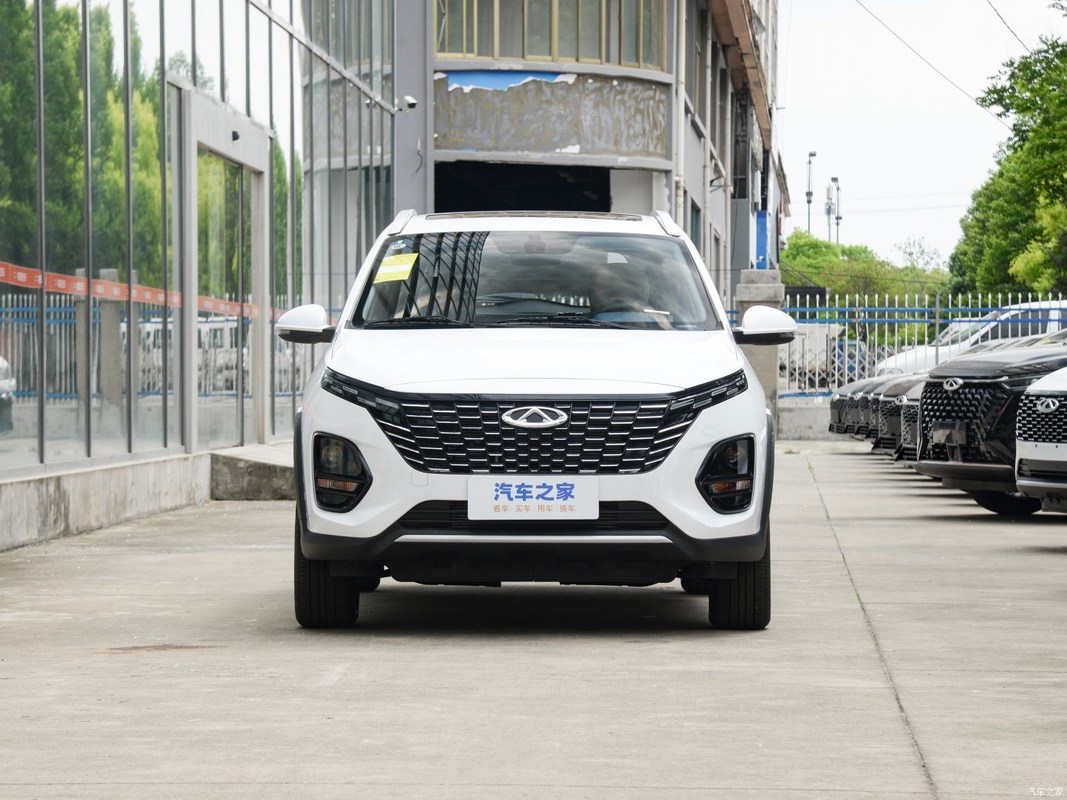 Combustível- Chery CVT Tiggo3X Plus SUV com 4200*1760*1570 dimensões e tipo de combustível de gasolina