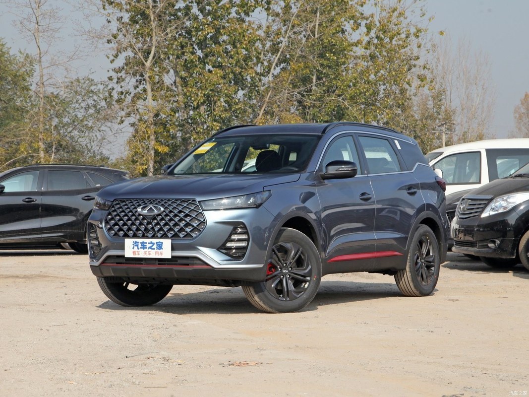 SUV a gasolina Chery Tiggo7 2023 1.5t CVT Move versão com 186 Km / h velocidade máxima