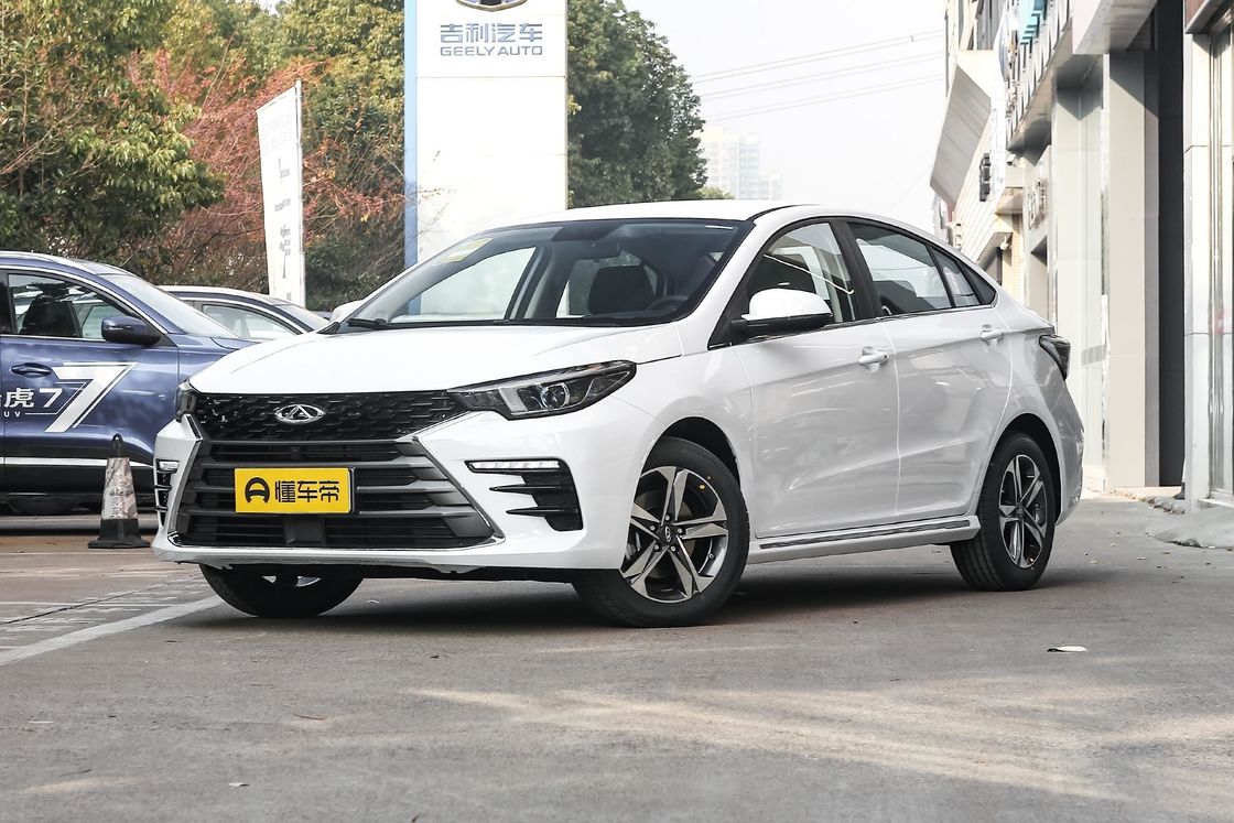 2021 Chery Arrizo 5 Plus Little Ai 1.5L CVT Tipo Plus 5 assentos 4358x1830x1670 no mercado