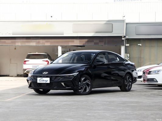 Hyundai Elantra 2023 1.5L CVT Lux Edition Veículo a gasolina e cilindrada 1000-1600CC